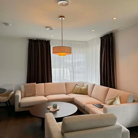 Willa Modern Lofoten - 4br - 8 Guests - 2 Baths *