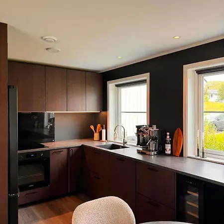 Modern Lofoten - 4br - 8 Guests - 2 Baths Willa Vestvagoy